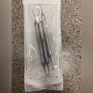 Hu-Friedy S204S9 #204S Sickle Scaler, #9 EverEdge Handle